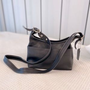 Vintage Coach Legacy 9136 Leather Black Purse